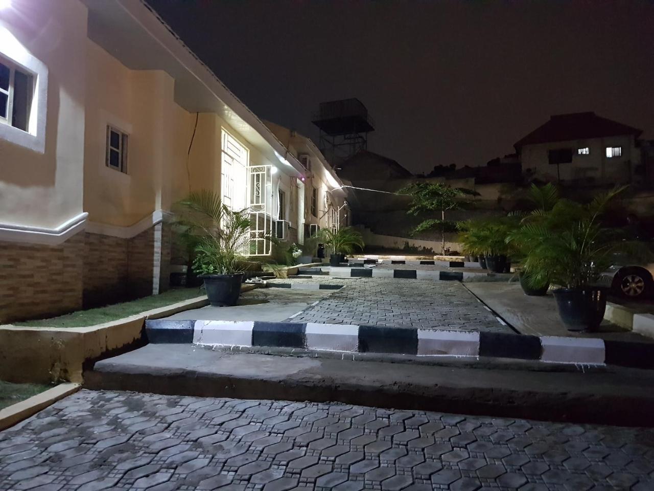 Rock Towers Apartments 阿布贾 外观 照片